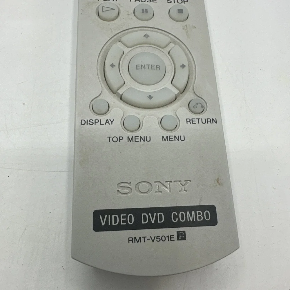 Genuine Sony RMT-V501E Video‎ DVD Combo Remote Control Not Tested.
